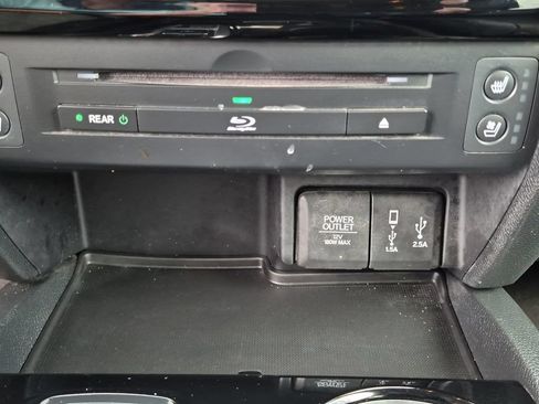Used 2017 Honda Pilot Elite image 39