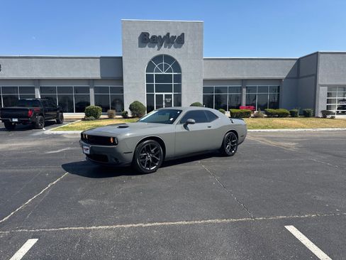 Used 2023 Dodge Challenger SXT w/ Blacktop Package image 1