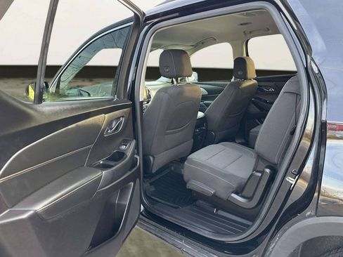 Used 2019 Chevrolet Traverse LT AWD/4WD image 18