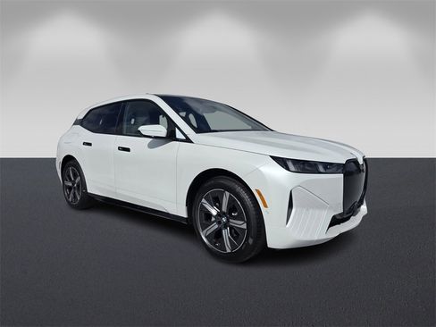 New 2026 BMW iX xDrive60 w/ Executive Package image 1