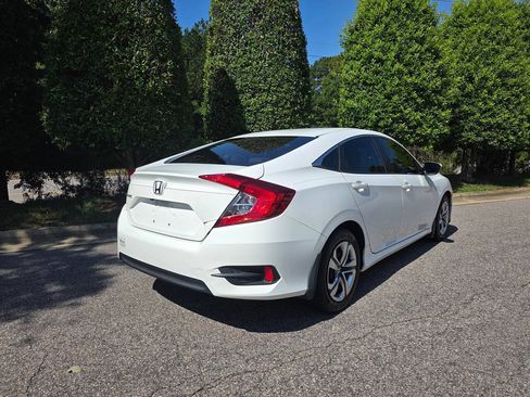 Used 2018 Honda Civic LX image 5