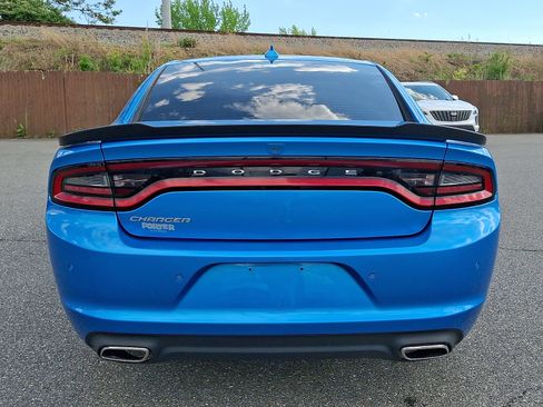 Used 2018 Dodge Charger GT AWD/4WD image 5
