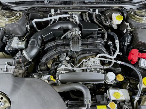 Used 2020 Subaru Outback Limited w/ Popular Package #2 image 32