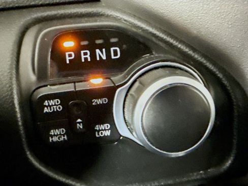 Used 2020 RAM 1500 Lone Star image 16