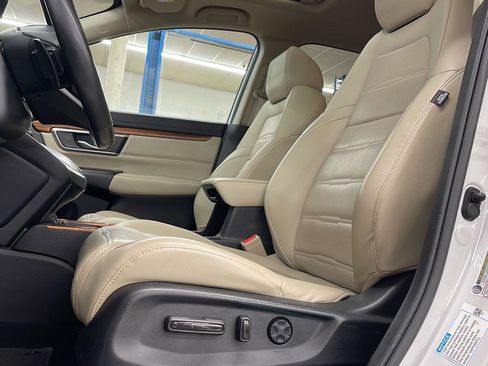 Used 2022 Honda CR-V Touring image 13