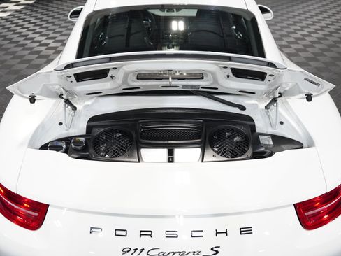 Used 2014 Porsche 911 Carrera S image 43