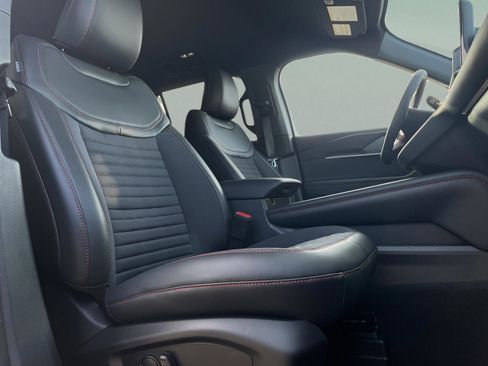 New 2026 Ford Explorer ST-Line RWD image 9