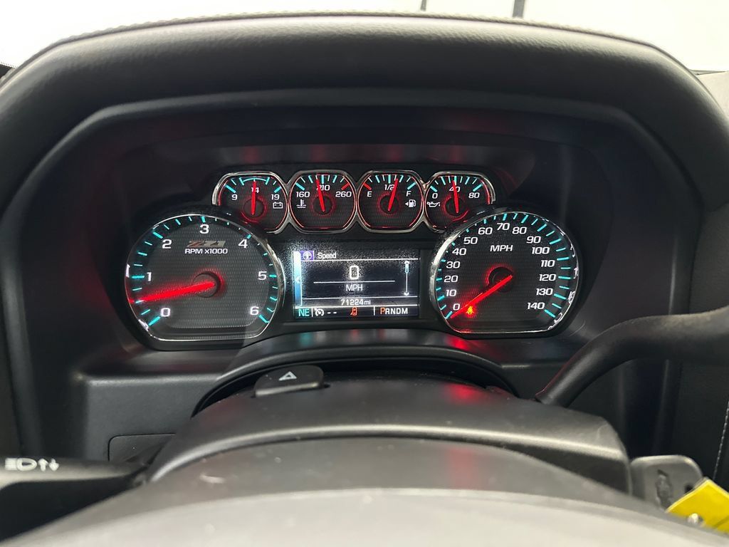 Used 2016 Chevrolet Silverado 1500 LTZ Z71 w/ LTZ Plus Package AWD/4WD image 28