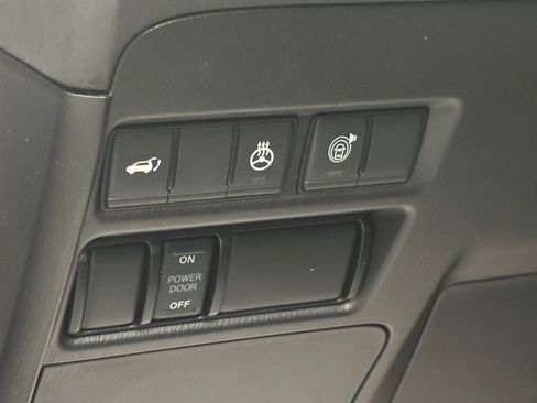 Used 2023 Nissan Armada SL w/ Captain's Chairs Package RWD image 23