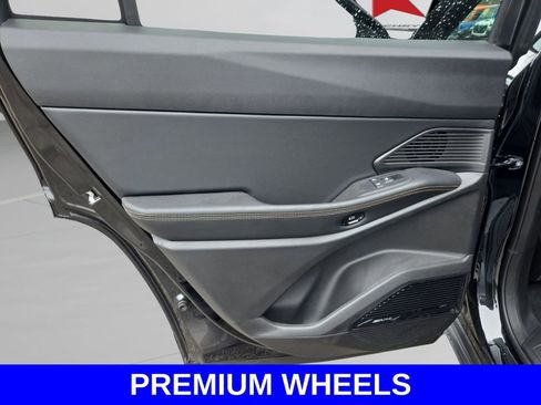 New 2026 Jeep Cherokee Overland AWD/4WD image 17