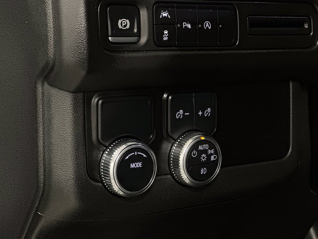 Certified 2024 GMC Yukon XL SLT RWD image 17
