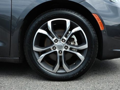 Used 2022 Chrysler Pacifica Pinnacle FWD image 5