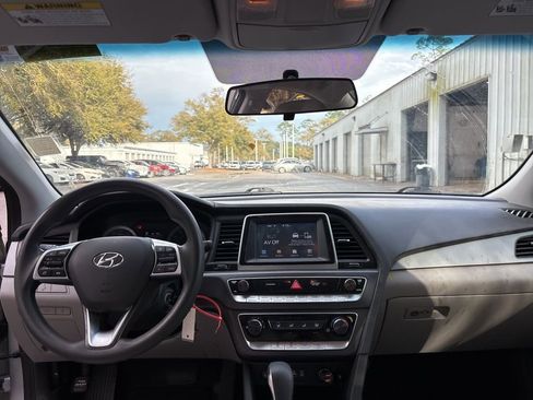 Used 2018 Hyundai Sonata ECO image 6
