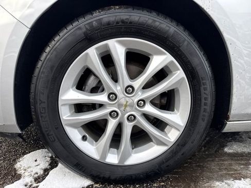 Used 2018 Chevrolet Malibu LT FWD image 28