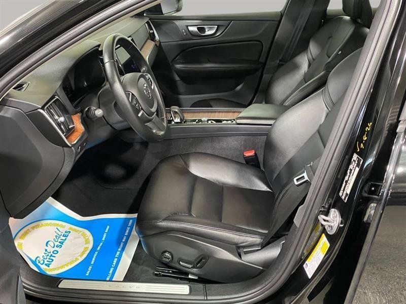 Used 2022 Volvo S60 B5 Momentum FWD image 14