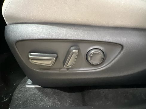 New 2025 Toyota RAV4 XLE w/ Convenience Package image 15