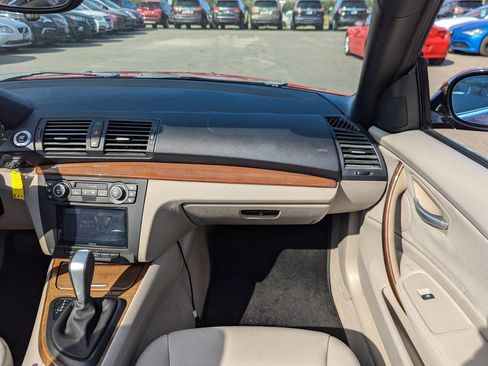 Used 2008 BMW 128i Convertible image 27