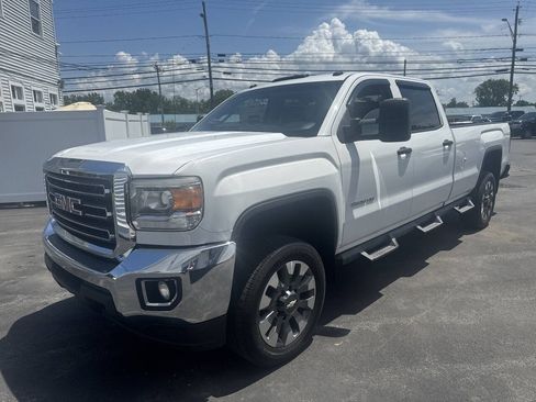 Used 2015 GMC Sierra 2500 4x4 Crew Cab image 3