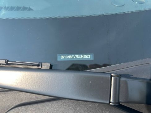 Used 2025 Nissan Versa SV FWD image 23