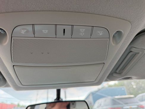 Used 2016 Nissan Leaf SV FWD image 20