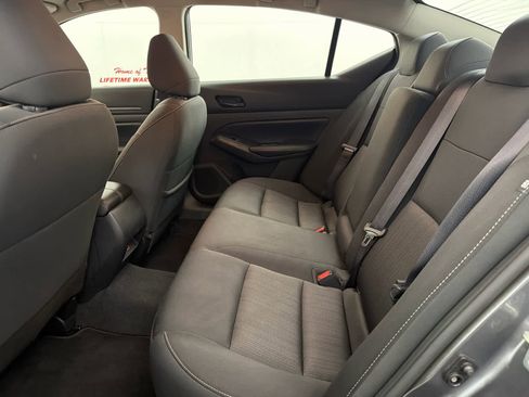 Used 2024 Nissan Altima 2.5 SV FWD image 16