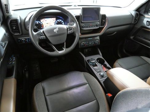 Certified 2023 Ford Bronco Sport Outer Banks w/ Tech Package image 4