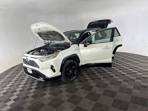 Used 2020 Toyota RAV4 XSE AWD/4WD image 12