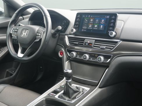 Used 2018 Honda Accord Sport image 22