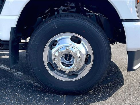 New 2026 Ford F350 Platinum w/ Platinum Plus Package image 12