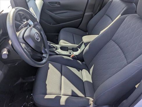 Used 2025 Toyota Corolla LE image 14