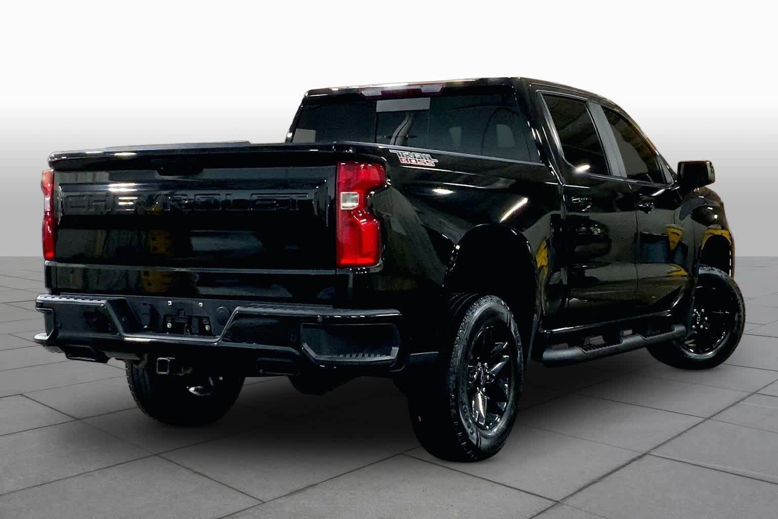 Used 2021 Chevrolet Silverado 1500 LT Trail Boss w/ Convenience Package II AWD/4WD image 13