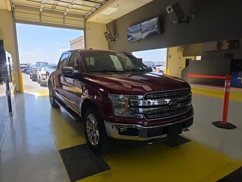 Used 2018 Ford F150 Lariat image 3