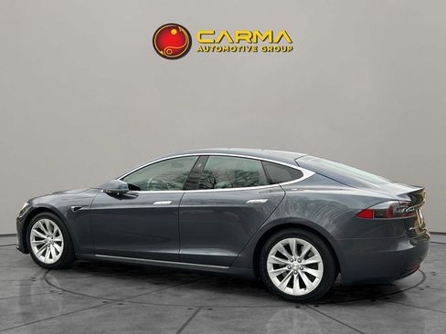 Used 2017 Tesla Model S 90D image 4