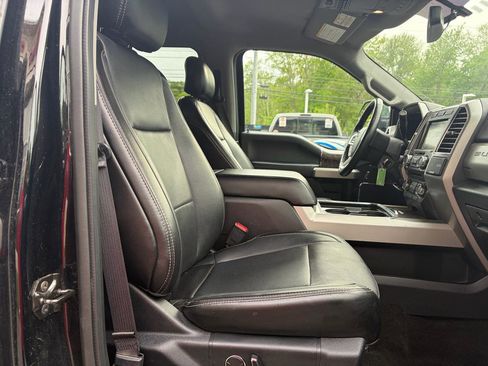 Used 2017 Ford F250 Lariat w/ Chrome Package AWD/4WD image 48