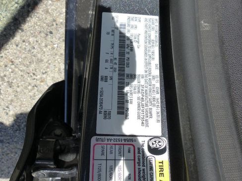Used 2015 Ford Fiesta SE w/ Comfort Package FWD image 20
