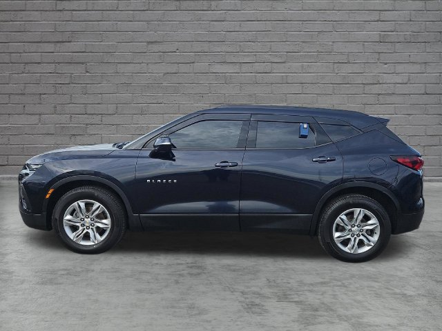 Used 2020 Chevrolet Blazer LT FWD image 2