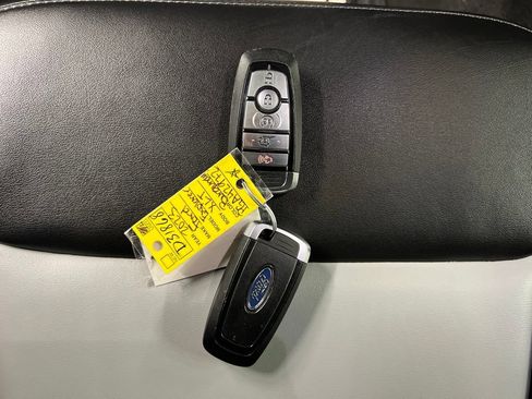 Certified 2023 Ford Explorer XLT w/ Equipment Group 202A AWD/4WD image 36