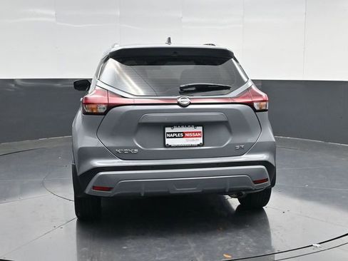 Used 2023 Nissan Kicks SR w/ SR Premium Package image 4