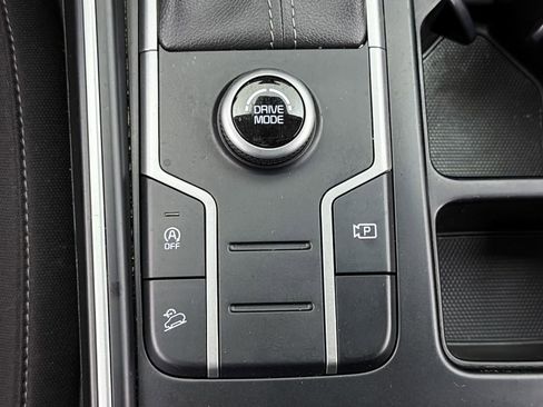 Used 2022 Kia Sorento LX FWD image 22
