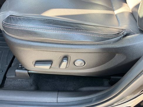 Used 2019 Hyundai Santa Fe Limited FWD image 30