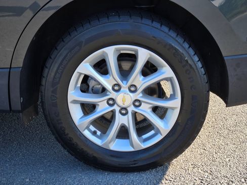 Used 2019 Chevrolet Equinox LS w/ LS Convenience Package AWD/4WD image 17