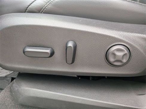 Used 2019 Buick Envision Essence image 14