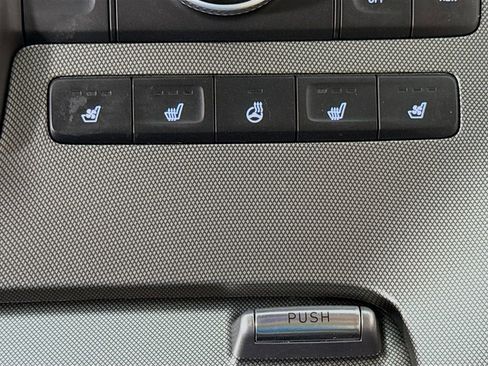 Used 2020 Hyundai Palisade Limited image 21