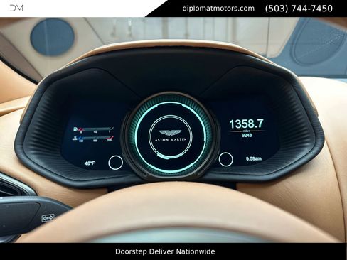 Used 2020 Aston Martin DB11 Coupe 2D image 30