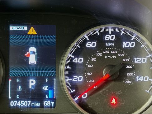 Used 2018 Mitsubishi Eclipse Cross SE image 19