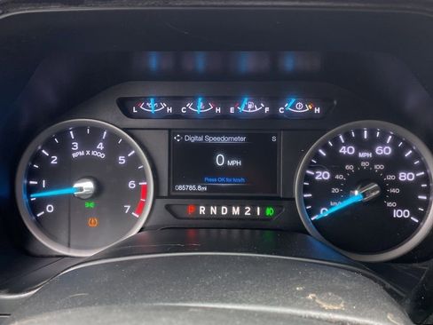 Used 2019 Ford F250 XLT w/ XLT Premium Package image 9