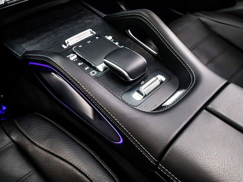 New 2025 Mercedes-Benz GLS 450 4MATIC image 6