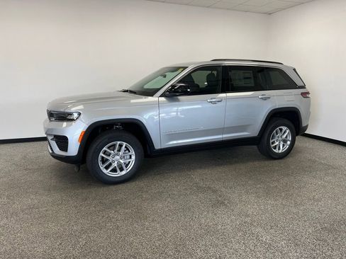 New 2025 Jeep Grand Cherokee Laredo X image 20