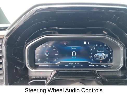 Used 2022 Chevrolet Silverado 1500 High Country w/ High Country Premium Package AWD/4WD image 19