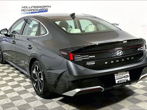 Used 2025 Hyundai Sonata SEL FWD image 8